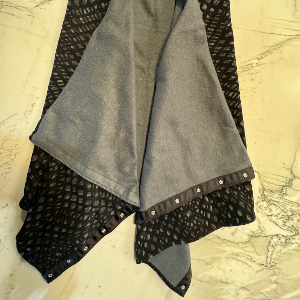 Lululemon Vinyasa Scarf - Picture 8 of 13